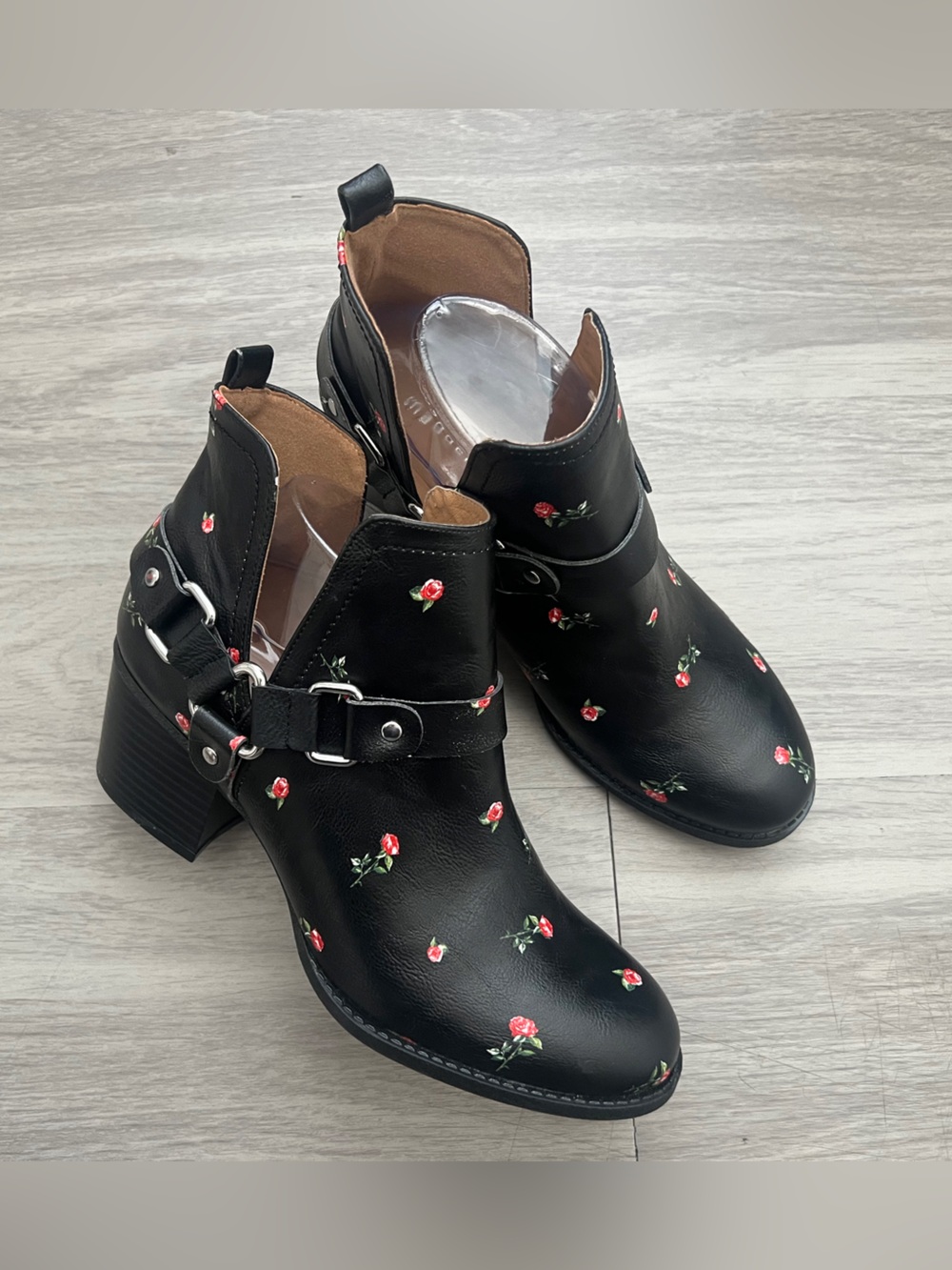Madden Girl Black Floral Print Harness Ankle Booties Block Heel Women’s Size 9